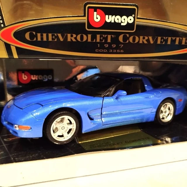 Bburago - LOT 2 CHEVROLET CORVETTE 1997 + 1998 rouge réf 4166 + 4176