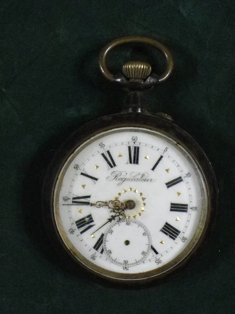 Montre Gousset Ancienne En Acier - À Réviser Ou Pour Pièces - Vintage Homme