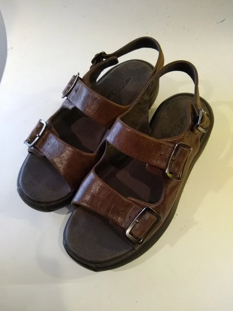 MBT Salama Choc Brown Leather Toning Fitness Comfort Sandals Size 8.5 Women’s