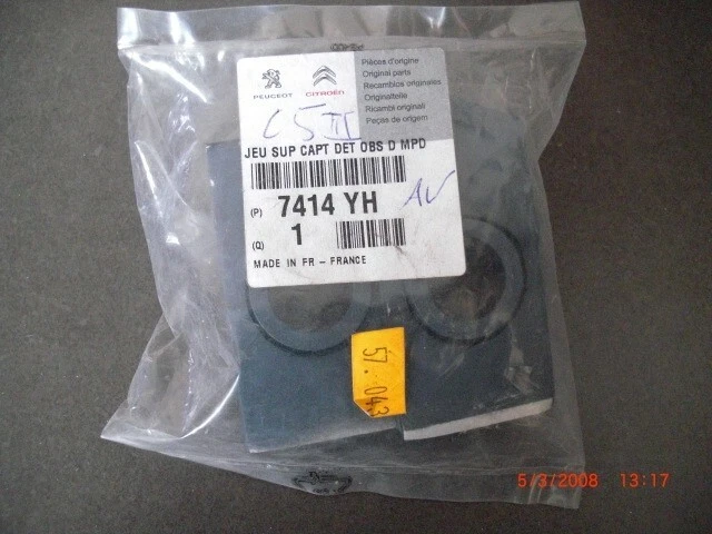 support de capteur aide au stationnement d origine citroen C5 III réf 7414YH