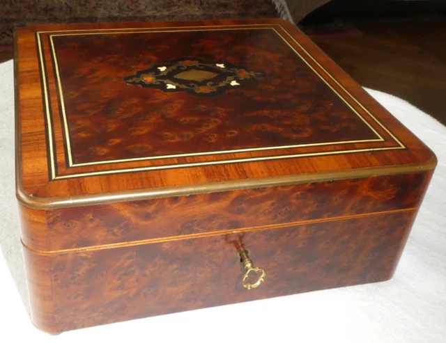 Boîte à Bijoux Artisanale En Loupe De Thuya - Marqueterie, Occasion