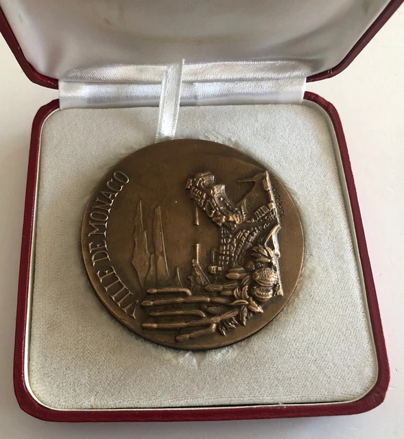 MONACO : MÉDAILLE des Sports Classe Argent avec son Écrin EUR 110,00