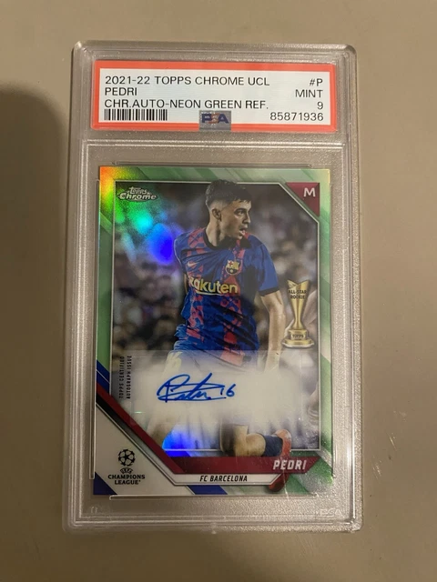 2021-22 TOPPS CHROME UEFA Champions PEDRI Green Refractor AUTO /99 