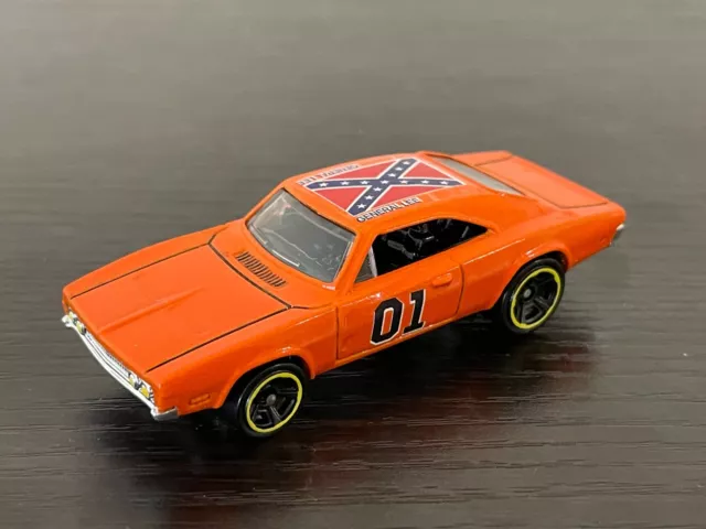 Hot Wheels '69 Dodge Charger 500 - Custom Paint - General Lee Dukes of Hazzard