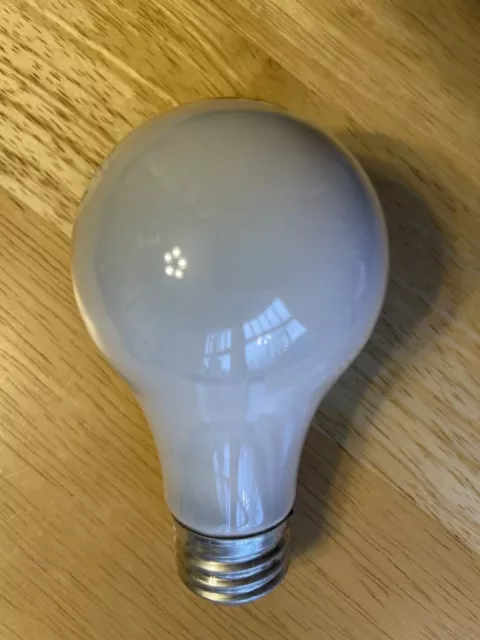GE SOFT WHITE 100 Watt Incandescent Light Bulb General Electric 100W ...