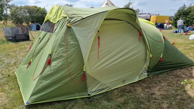 QUECHUA 4-MAN CAMPING Tent Family Seconds classic rare pop