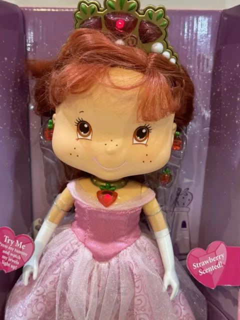 Strawberry Shortcake Berry Magical Bandai Doll 2005 Light Up Jewels 12" Works