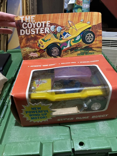 VINTAGE 1970 S DURHAM Coyote Duster Wind Up Sparking Toy Dune