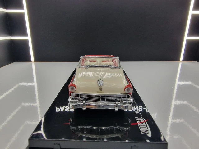 1/43 Vitesse American Classics Ford Fairlane Open Convertible 5