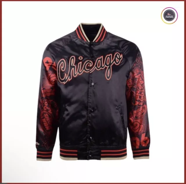 Mitchell & Ness Men's Chicago Bulls Lightweight Satin Jacket, Red, Size: Large