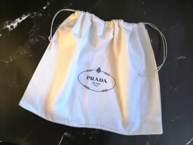 Dust bag prada deals