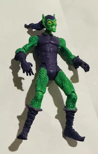 2011 Amazing Spider-man Green Goblin Glider Attack 3.75" Action Figure Marvel