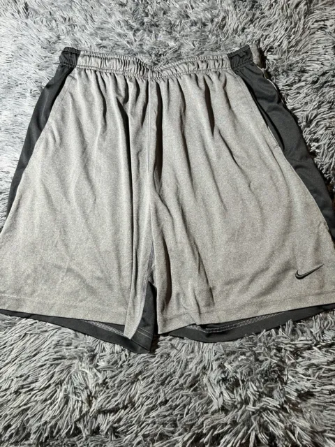 Nike Dri Fit Training Shorts Men's Size XL Standard Fit Gray Black Basketball