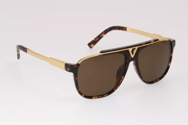LOUIS VUITTON Z1801 W 1. 1 Mascot Pilot Square Black & Gold Sunglasses  $235.00 - PicClick