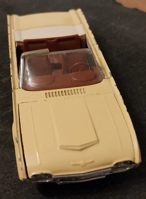 Ford Thunderbird 1961 -  Solido N°4504  - Sans Boite - Occasion - 1/43