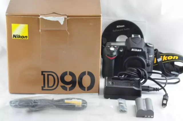 Near Mint w/ box Nikon D90 12.3MP Digital SLR Camera Body Black 12,314 shots