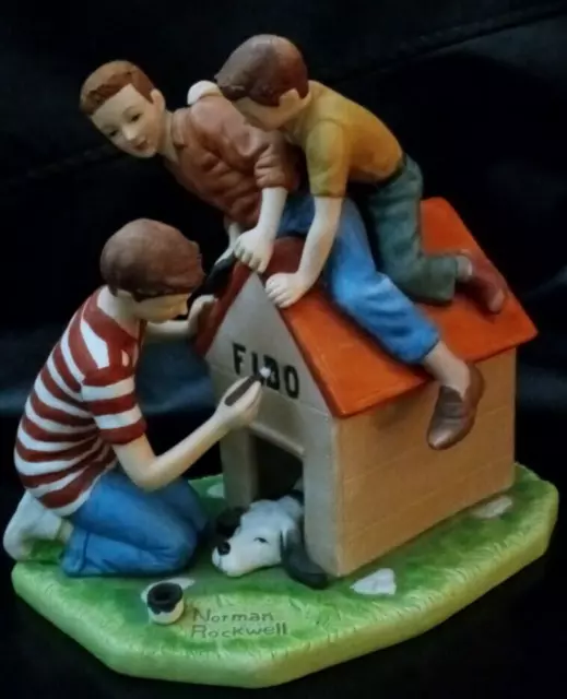 1983 ANART , INC. Norman Rockwell Authenticated Figurine Americana Dog House!!!!