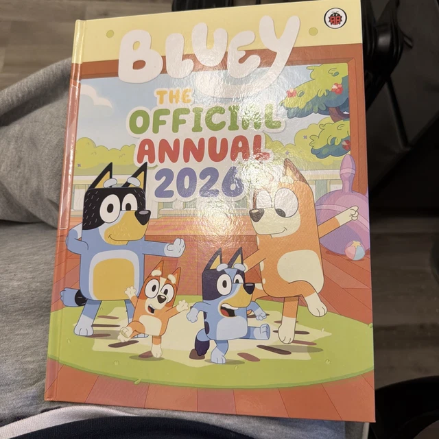 BLUEY THE OFFICIAL Bluey Annual 2026 By Bluey Hardcover 2025 7 58 Bluey The Official Bluey Annual 2026 By Bluey.webp