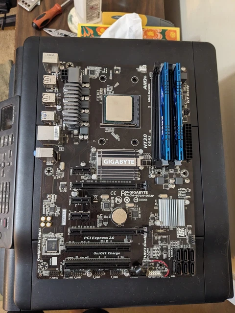 AMD FX-8350 CPU 8GB (2x4) GSkill Ares DDR3 Gigabyte GA-970A-DS3P