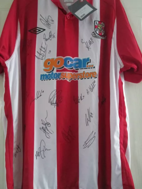 Lincoln City 2010-2011 Squad Signed Home Football Shirt with coa /39474