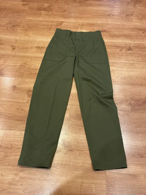 Original US  Feldhose oliv Trousers man Vietnam Ära Kammerfrisch ungetragen