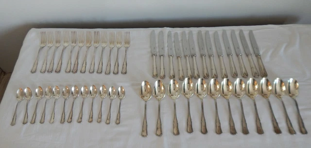 ANCIENNE Ménagère 49 Pièces Métal Argenté ERCUIS  Couteaux Modèle VALANCAY