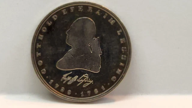 Germany Gottold Ephriam 1981 5 Deutchmark coin US seller