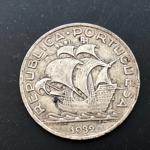 1932 Portuguese 10 Escudos .835 silver coin (KM# 582) 12.5grams