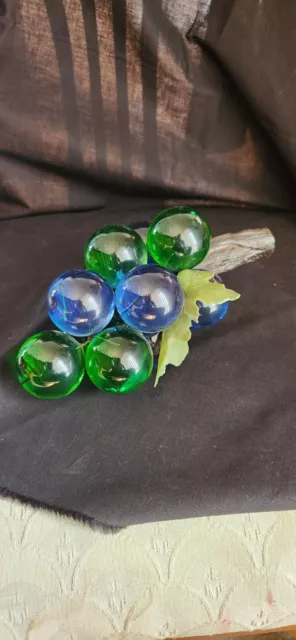 Vintage Mid Century Large Lucite Grapes Cluster Acrylic Blue Green Bunch MCM 8"