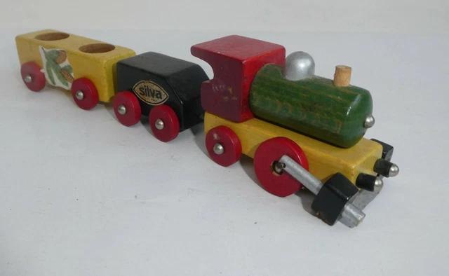 Train type Brio, et jouet en bois (Gebraucht) in für CHF 1 - mit