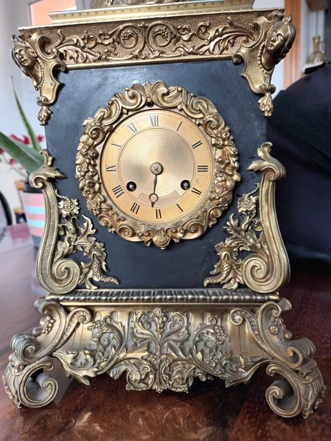 CLOCHE DE TABLE Ancienne en Bronze Religieuse Collection EUR 50,00