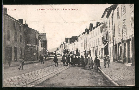CPA Champigneulles, Rue de Nancy, vue de la rue