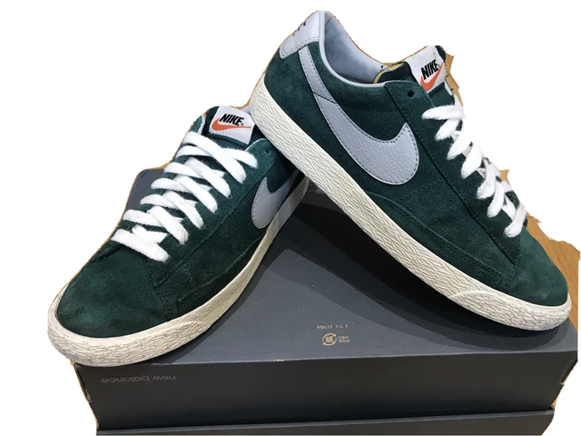 nike blazer mens green