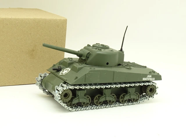 Le Char Sherman M4 A3 Miniature De Solido Au 1/50e Série 1944 1984  11181