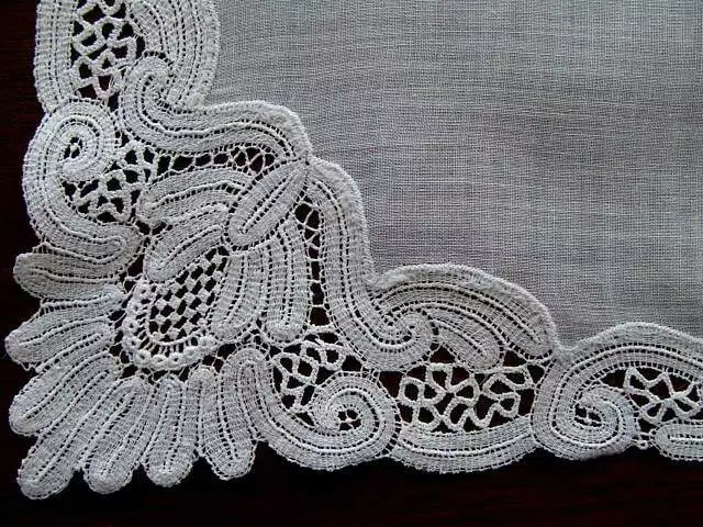 GORGEOUS Antique Hand Made Lace & Linen Wedding Handkerchief PRISTINE