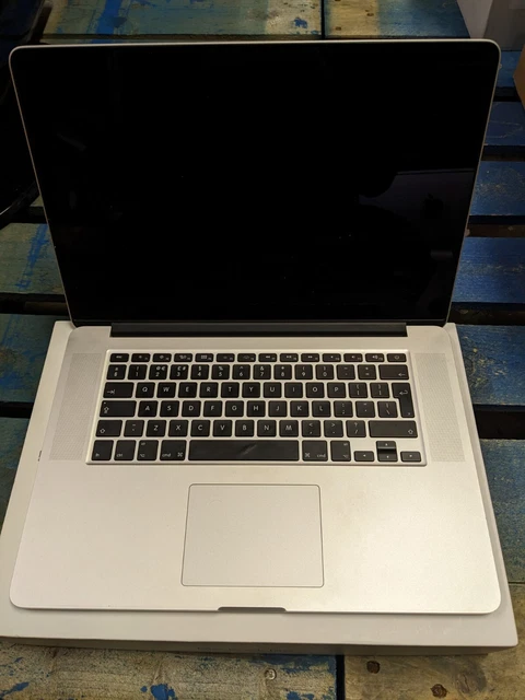 Scheda logica Apple MacBook Pro metà 2014 A1398 2,2 GHz i7 16 GB RAM - difettosa