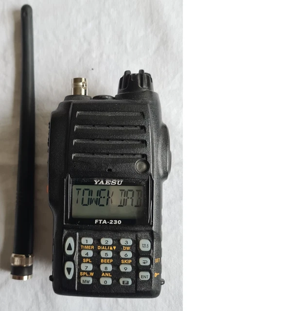 Yaesu FTA 230 Trasmettitore radio banda aria 118-136.975 MHZ