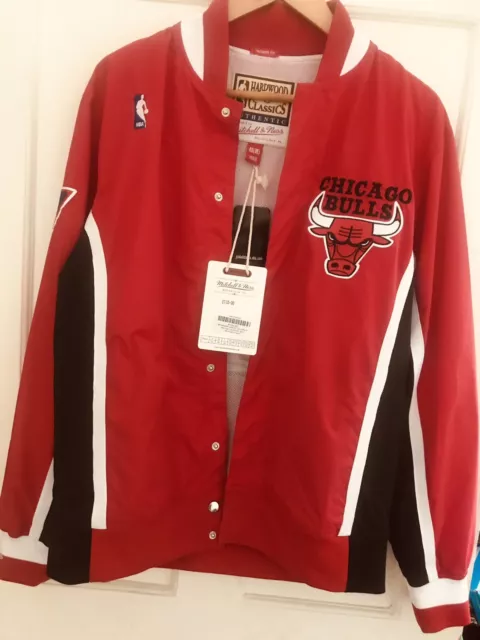 Mitchell and ness bulls warm up deals