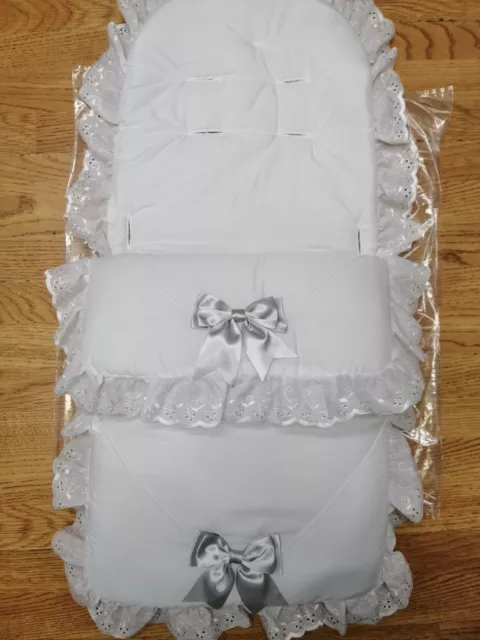 Baby  girls /boys  White /grey Large Ribbon bows  Foot Muff Cosy Toes Pram buggy