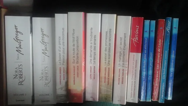 Lot de 13 livres "HARLEQUIN" Collection Passions,Azur (23 histoires).