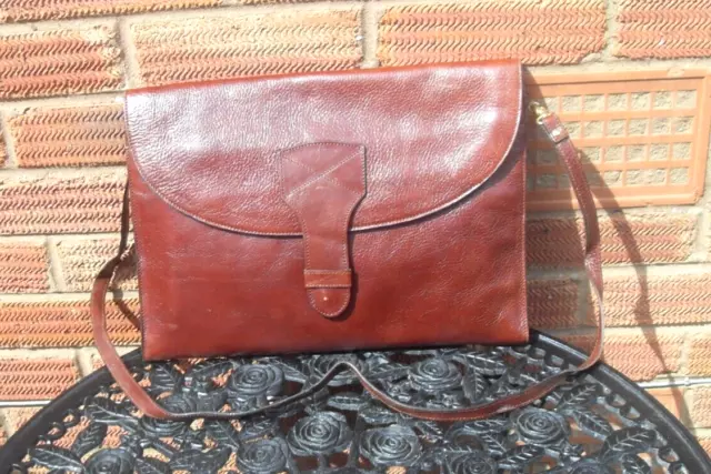 VINTAGE RETRO 1970s ITALIAN BROWN LEATHER SHOULDER BAG