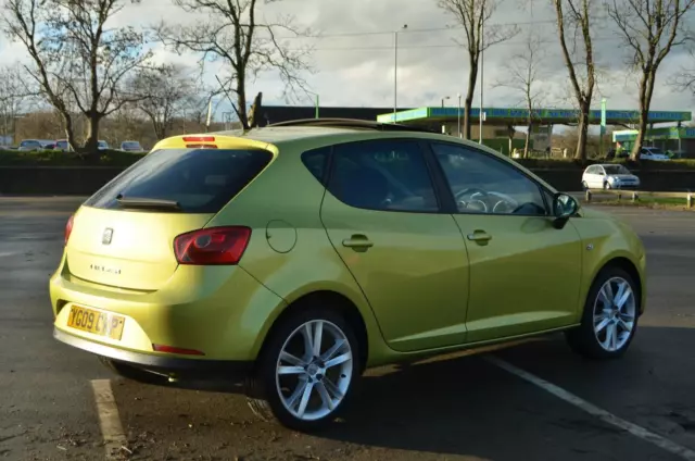 SEAT IBIZA 1.4 SPORT, 5 DOOR, 2009 09 PLATE, Panoramic Sunroof 3