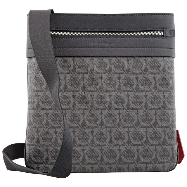 NEW SALVATORE FERRAGAMO Gancini Men's 716620 Black Shoulder Bag MSRP $795
