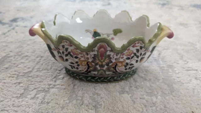 Decorated Asian Chinese Porcelain Footed Ruffled Vase / Cache Pot / Centerpiece