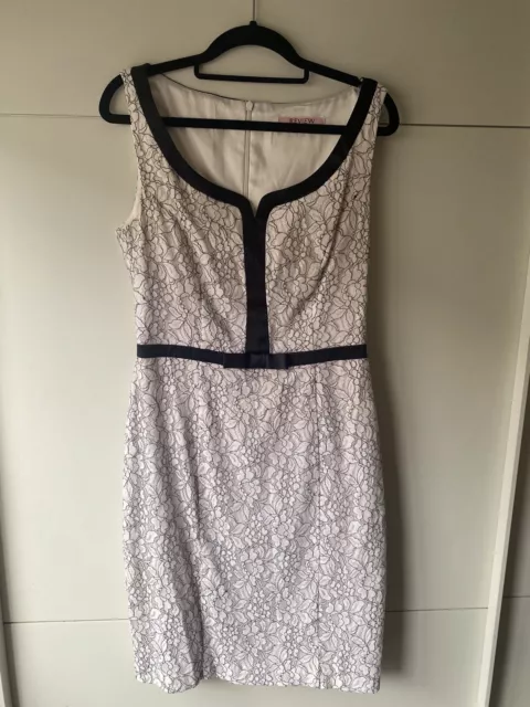 Review Dress, size 10