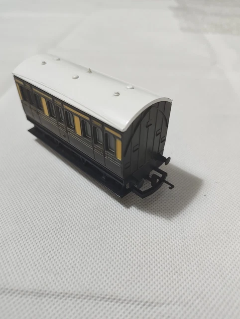 HORNBY R016-060 4 Wheel 3rd Class Coach Brown OO Gauge Vintage UK Made ...