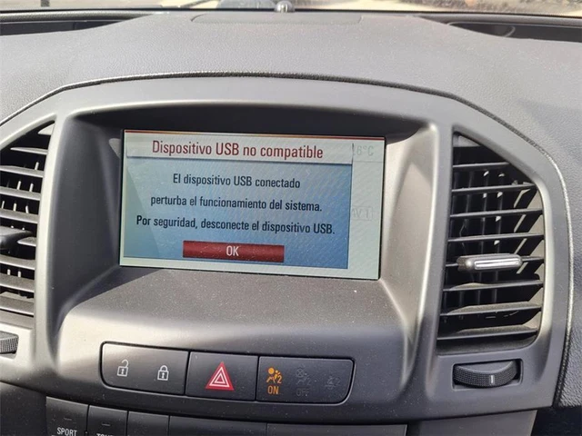 NAVIGATIONSSYSTEM Opel Insignia Sports Tourer
