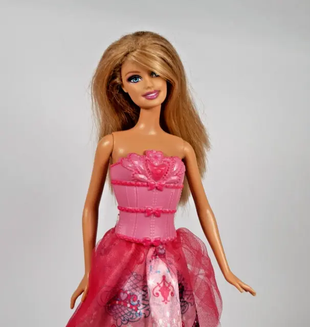 Vintage Barbie Doll Dressed Dreamtopia Princess Outfit 1999 Mattel 30cm