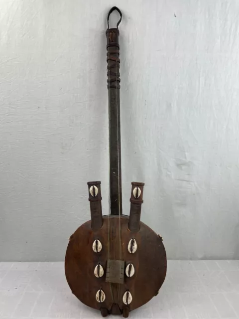 Afrika Stegharfe aus Holz Leder Muscheln Kora Mandinka Gambia Instrument.