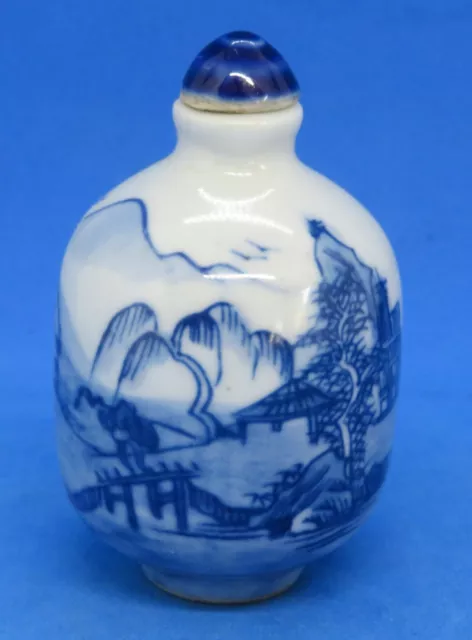 Chinese blue & white vintage Victorian oriental antique landscape snuff bottle